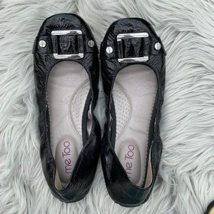 GUC Black Strectch Back flats